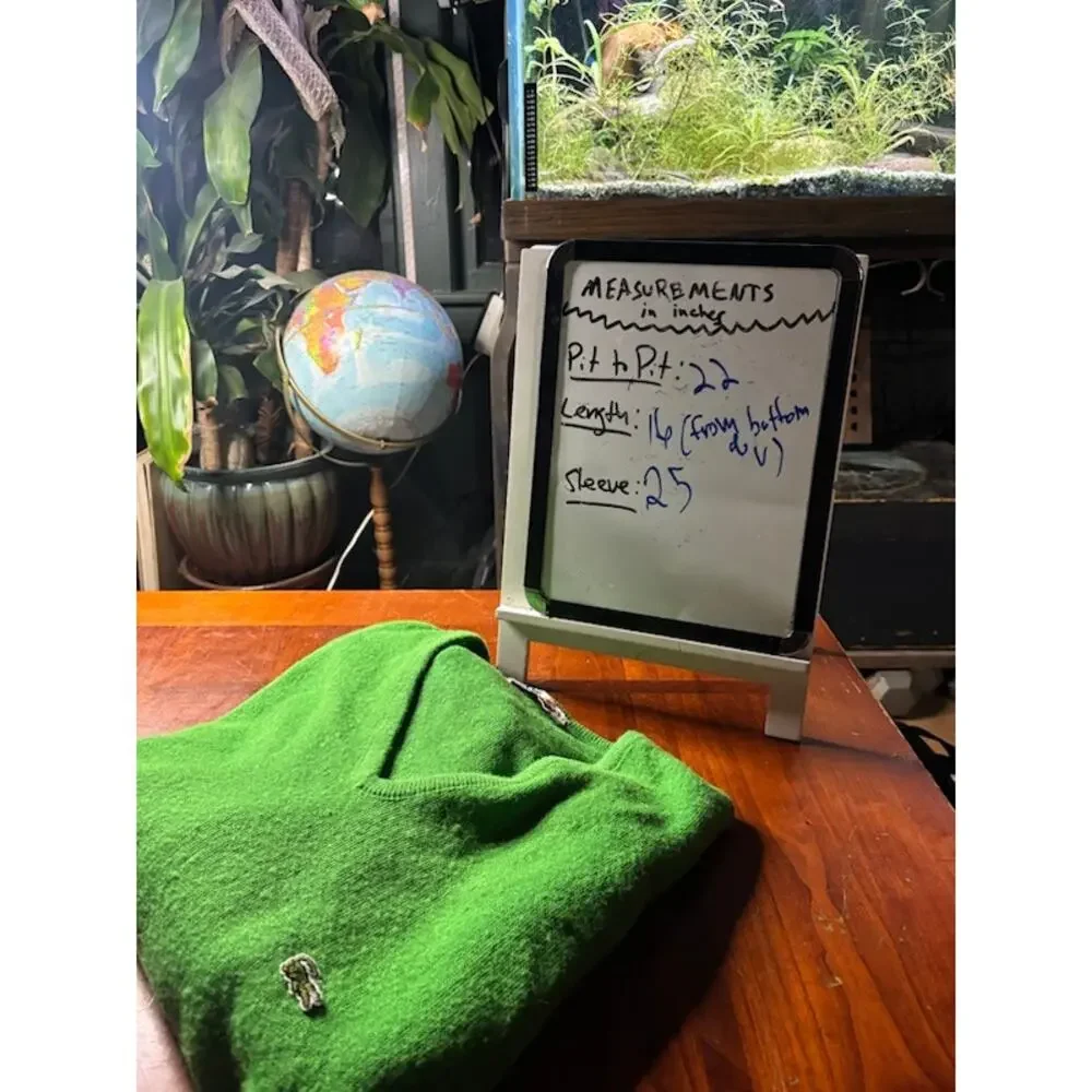 Vintage IZOD Lacoste Green V-Neck Sweater Men's Alligator sz Small Preppy 80s - Picture 5 of 5